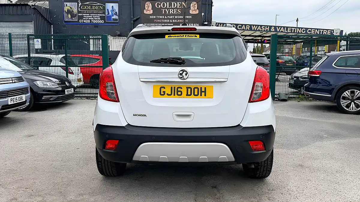 Used 2016 Vauxhall Mokka Tech Line White - Interior and Exterior details 4
