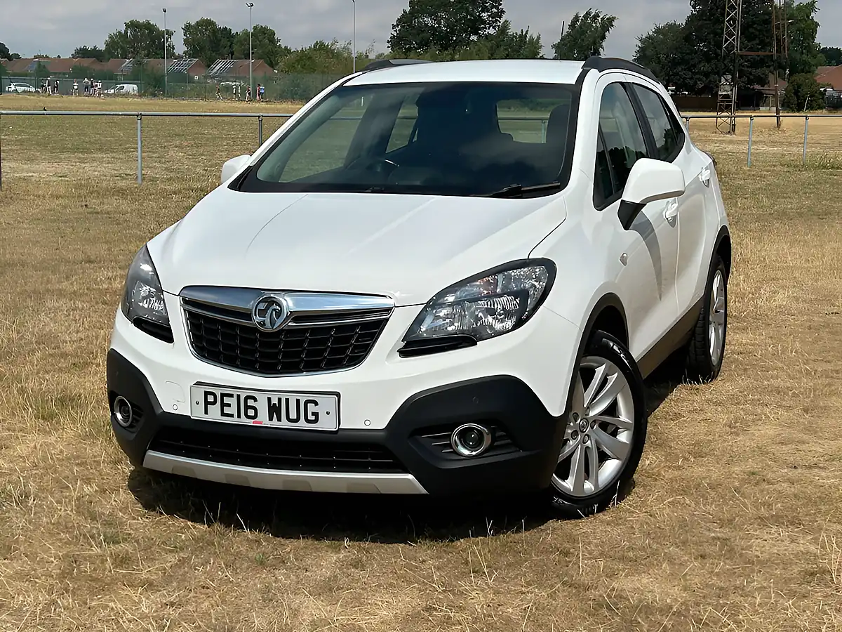Used 2016 Vauxhall Mokka Tech Line White - Front View