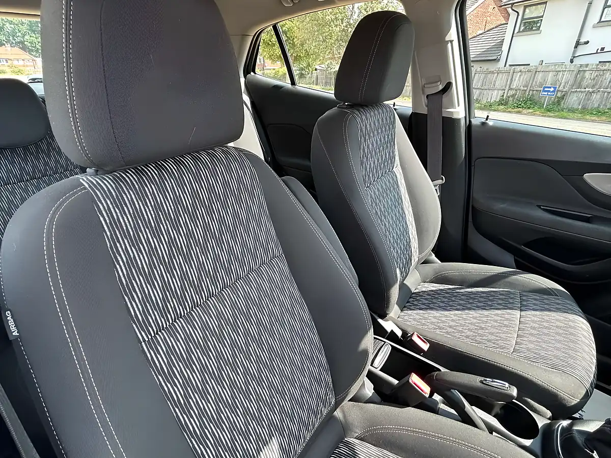 Used 2016 Vauxhall Mokka Tech Line White - Interior and Exterior details 17