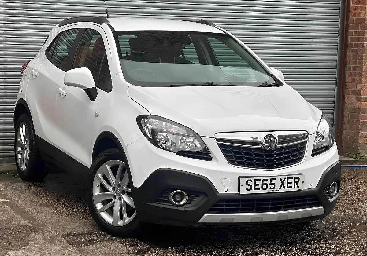 Used 2016 Vauxhall Mokka Tech Line White - Front View