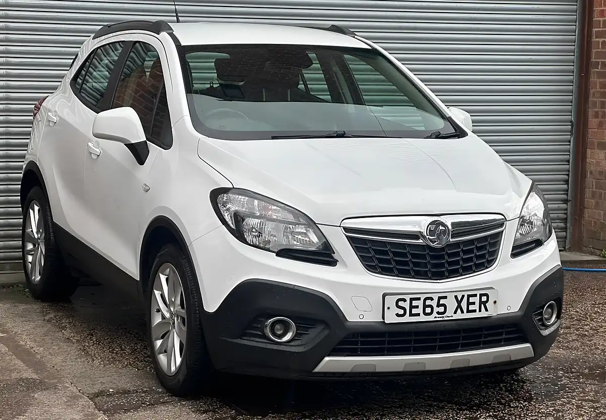 Used 2016 Vauxhall Mokka Tech Line White - Interior and Exterior details 3