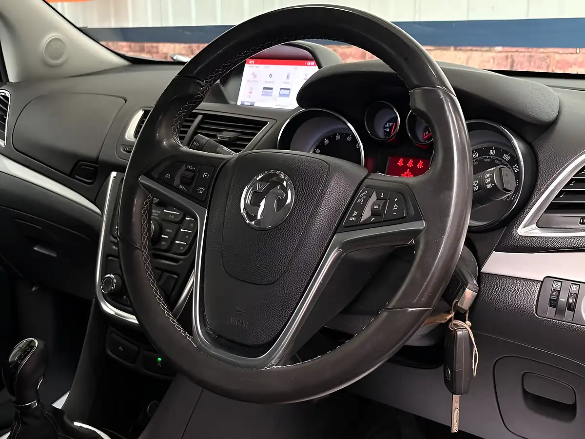 Used 2016 Vauxhall Mokka Tech Line White - Interior and Exterior details 17