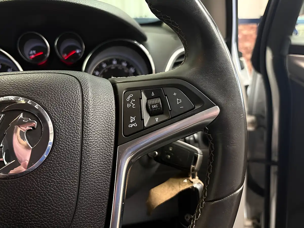 Used 2016 Vauxhall Mokka Tech Line White - Interior and Exterior details 19