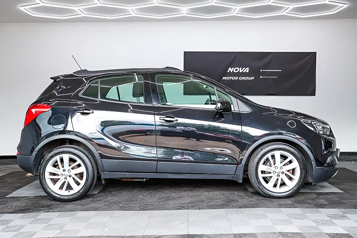 Used 2016 Vauxhall Mokka X Active Black - Interior and Exterior details 5
