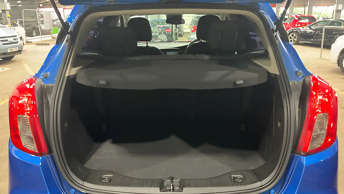 Used 2016 Vauxhall Mokka X Active Blue - Interior and Exterior details 14