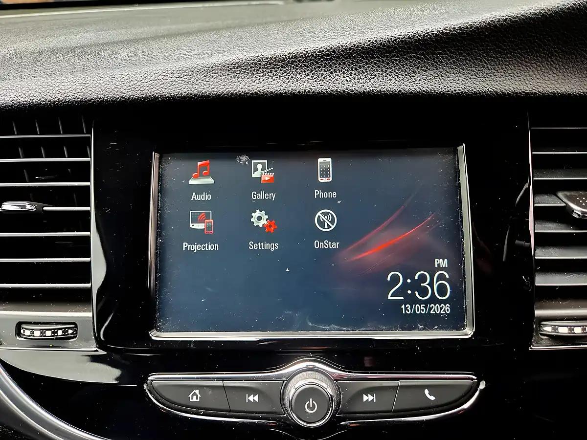 Used 2016 Vauxhall Mokka X Active Silver - Interior and Exterior details 12