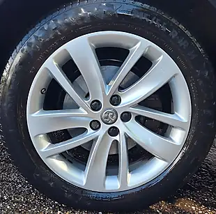 Used 2016 Vauxhall Mokka X Active Silver - Interior and Exterior details 9