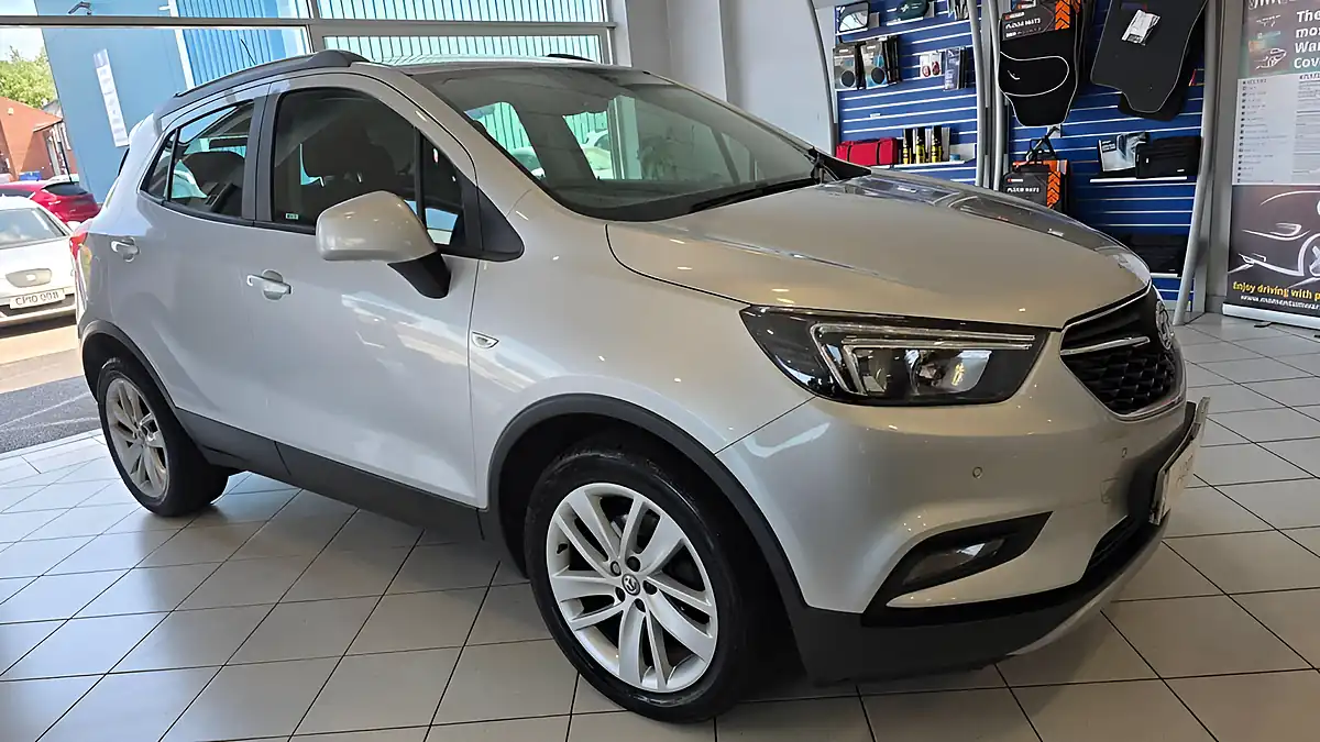 Used 2016 Vauxhall Mokka X Active Silver - Front View