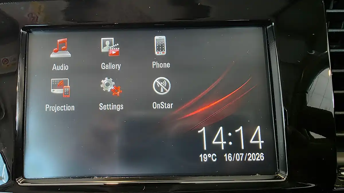 Used 2016 Vauxhall Mokka X Active Silver - Interior and Exterior details 15