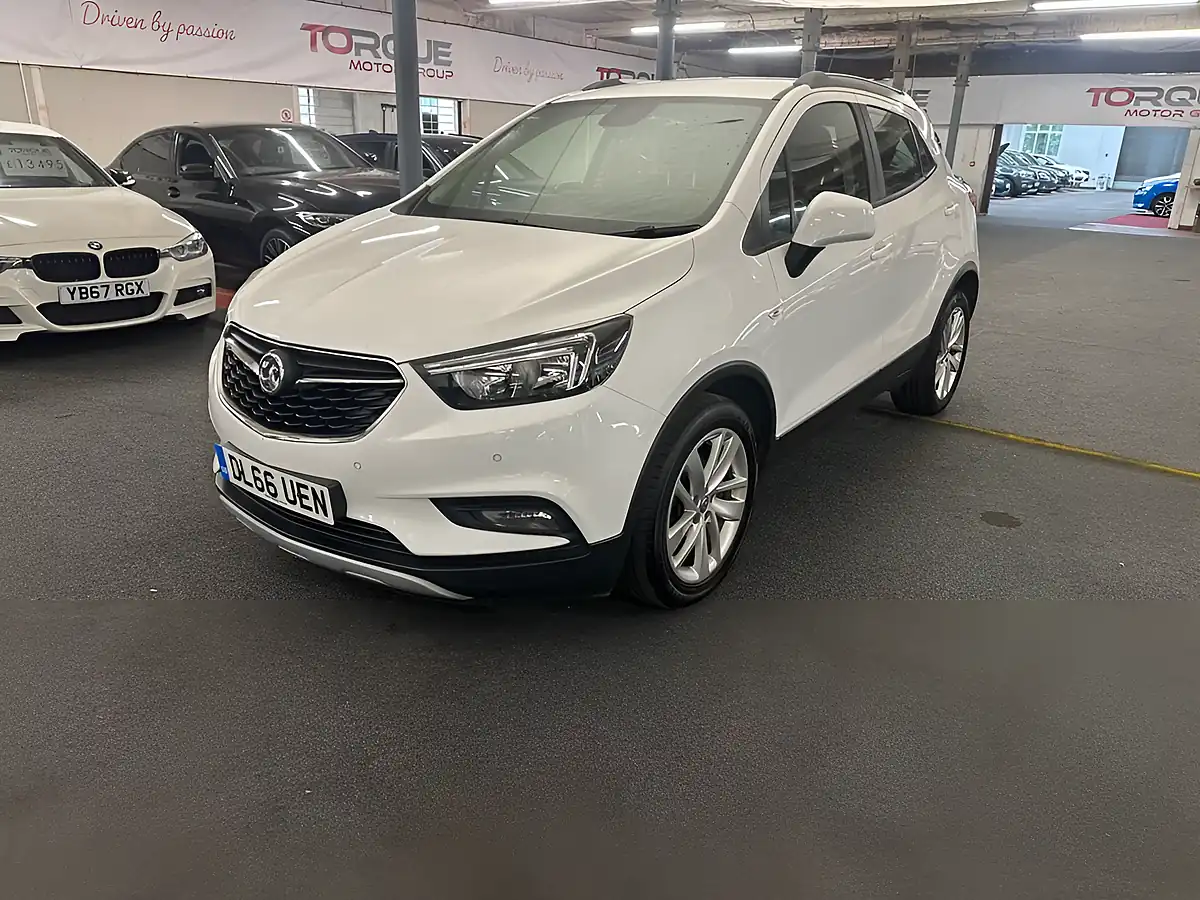 Used 2016 Vauxhall Mokka X Active White - Front View