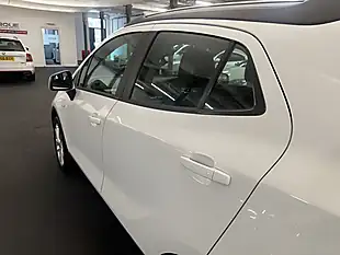 Used 2016 Vauxhall Mokka X Active White - Interior and Exterior details 11