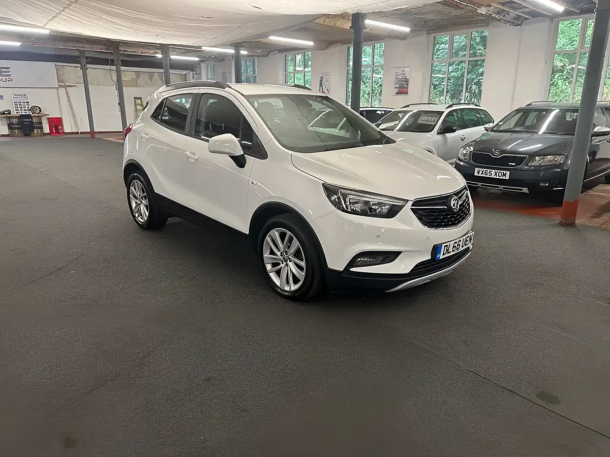 Used 2016 Vauxhall Mokka X Active White - Interior and Exterior details 4