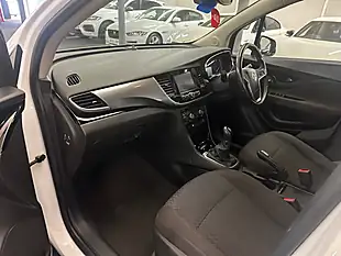 Used 2016 Vauxhall Mokka X Active White - Interior and Exterior details 8