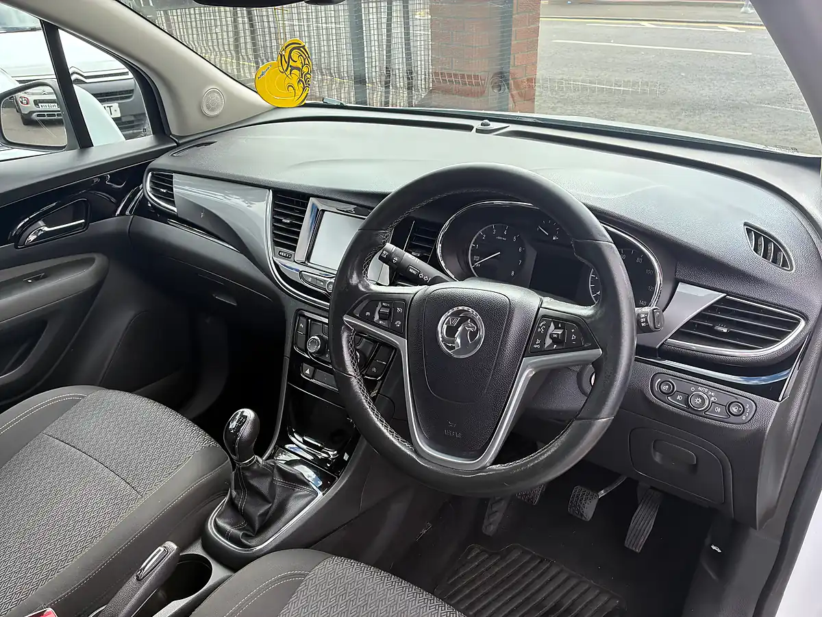 Used 2016 Vauxhall Mokka X Active White - Interior and Exterior details 10