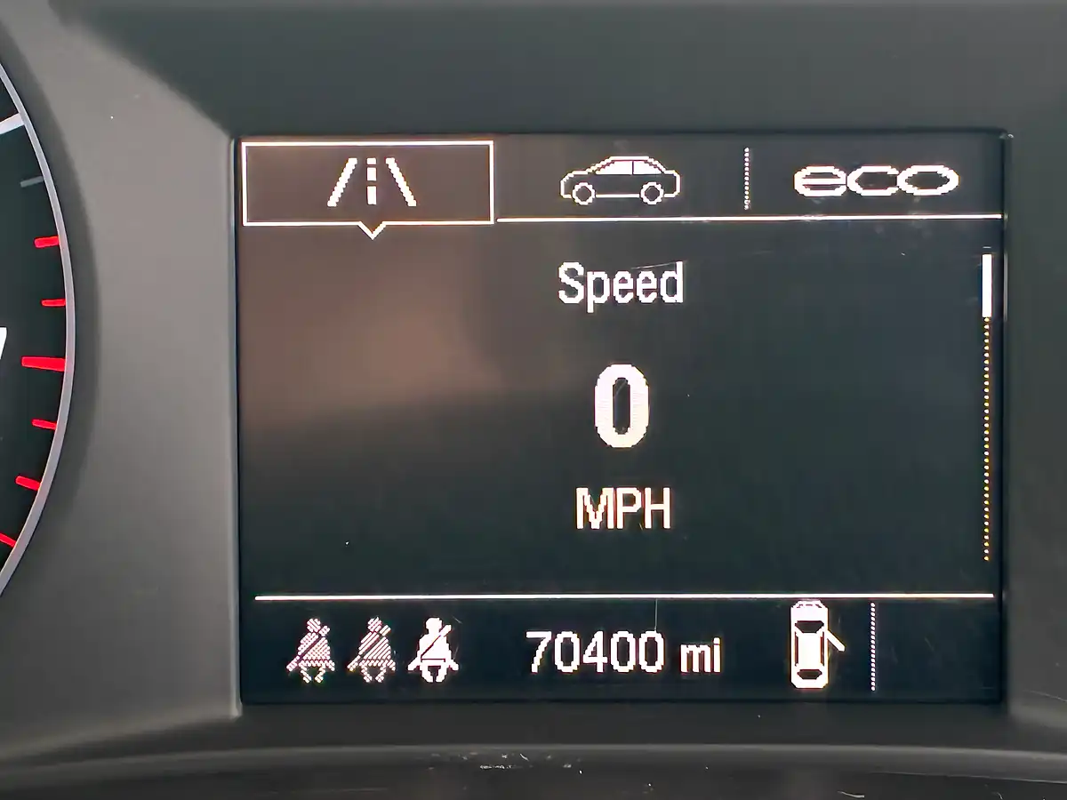 Used 2016 Vauxhall Mokka X Active White - Interior and Exterior details 11