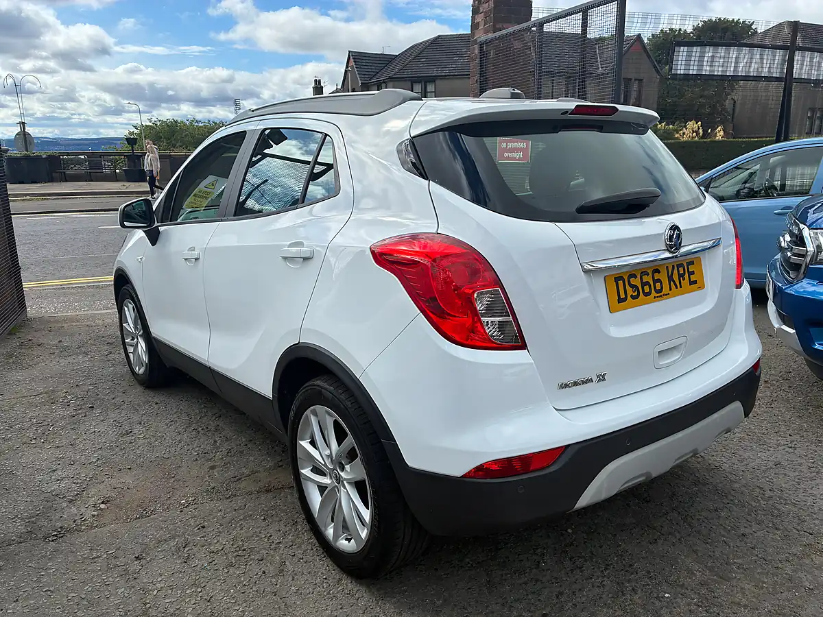 Used 2016 Vauxhall Mokka X Active White - Interior and Exterior details 5