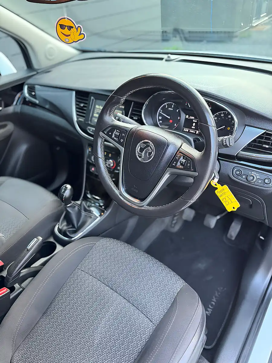 Used 2016 Vauxhall Mokka X Active White - Interior and Exterior details 14