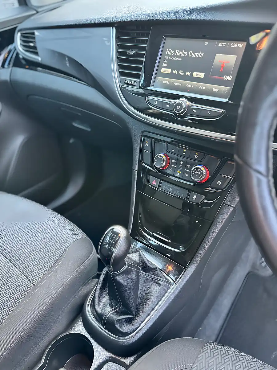 Used 2016 Vauxhall Mokka X Active White - Interior and Exterior details 15