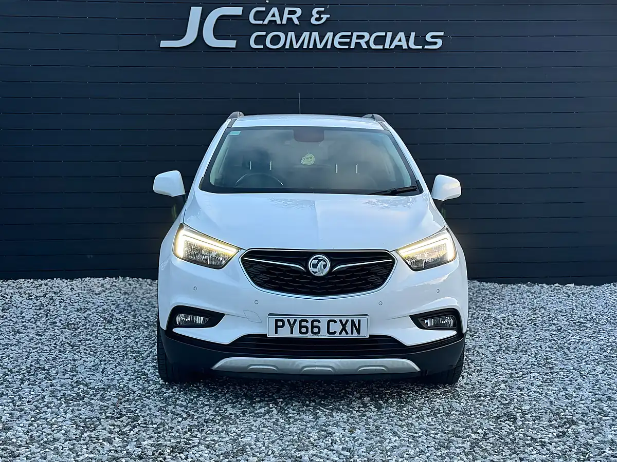 Used 2016 Vauxhall Mokka X Active White - Interior and Exterior details 8