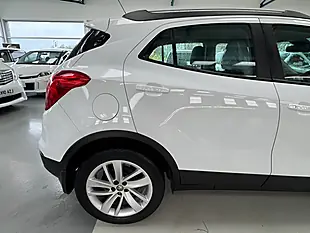 Used 2016 Vauxhall Mokka X Active White - Interior and Exterior details 6