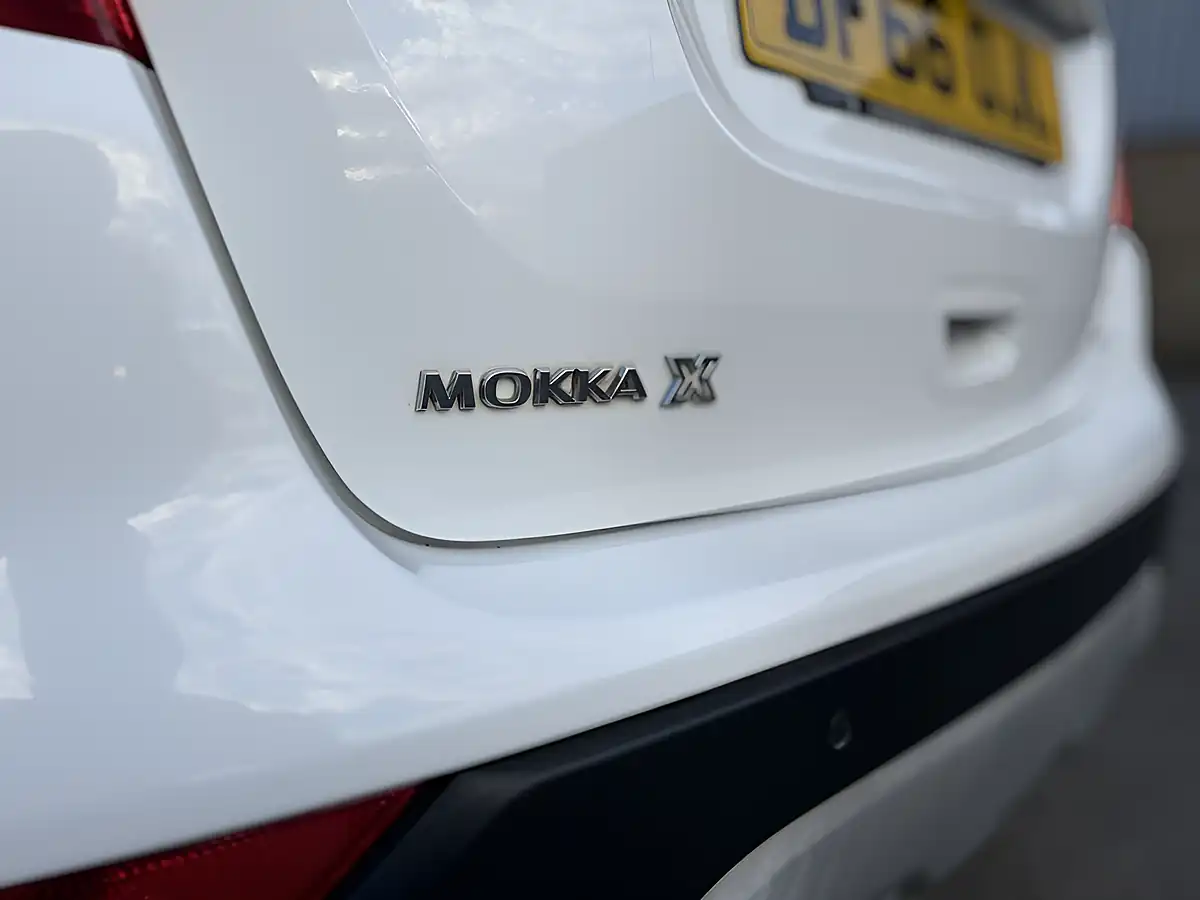 Used 2016 Vauxhall Mokka X Design Nav White - Interior and Exterior details 19