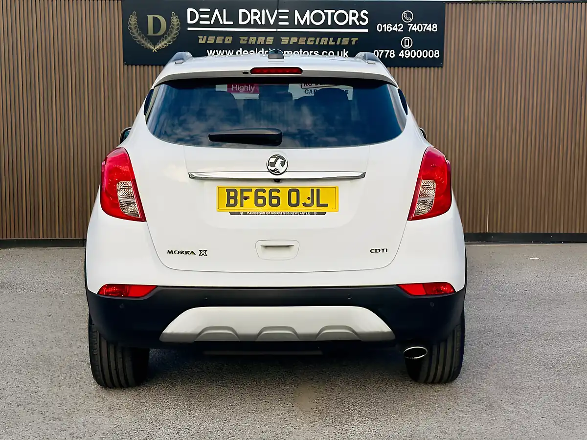 Used 2016 Vauxhall Mokka X Design Nav White - Interior and Exterior details 6