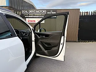 Used 2016 Vauxhall Mokka X Design Nav White - Interior and Exterior details 9