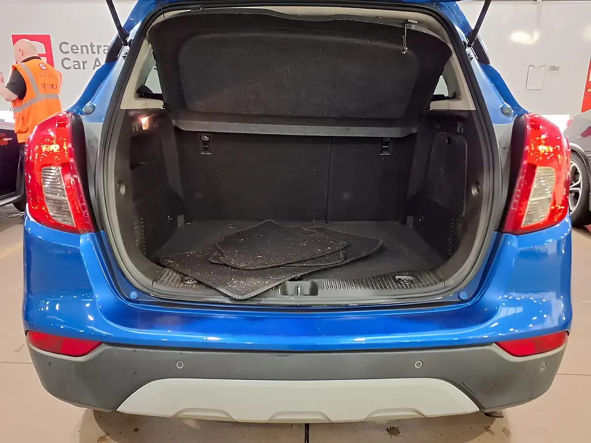 Used 2016 Vauxhall Mokka X Elite Blue - Interior and Exterior details 12