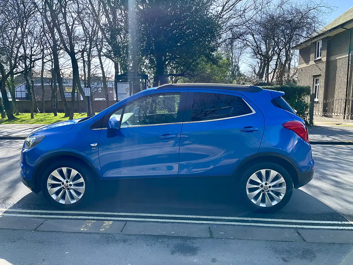 Used 2016 Vauxhall Mokka X Elite Blue - Interior and Exterior details 7