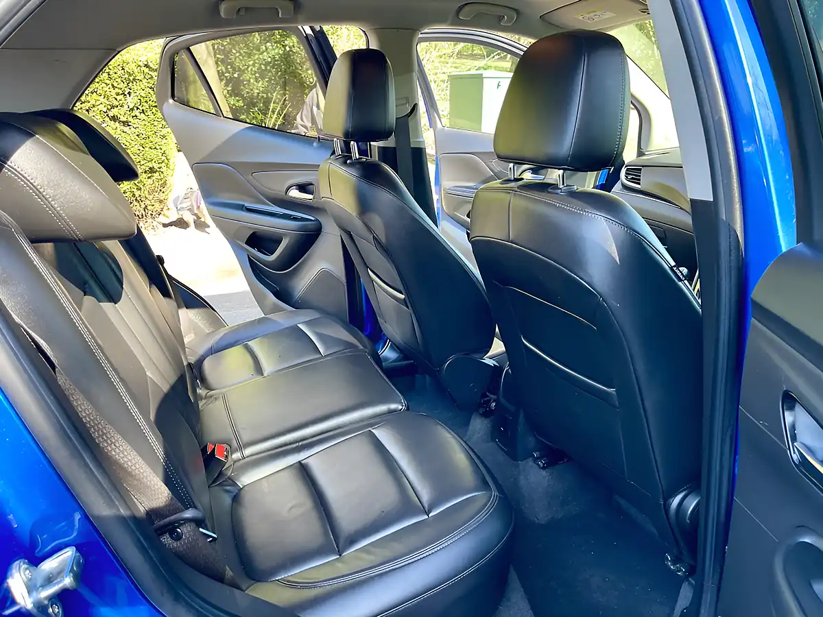 Used 2016 Vauxhall Mokka X Elite Blue - Interior and Exterior details 9