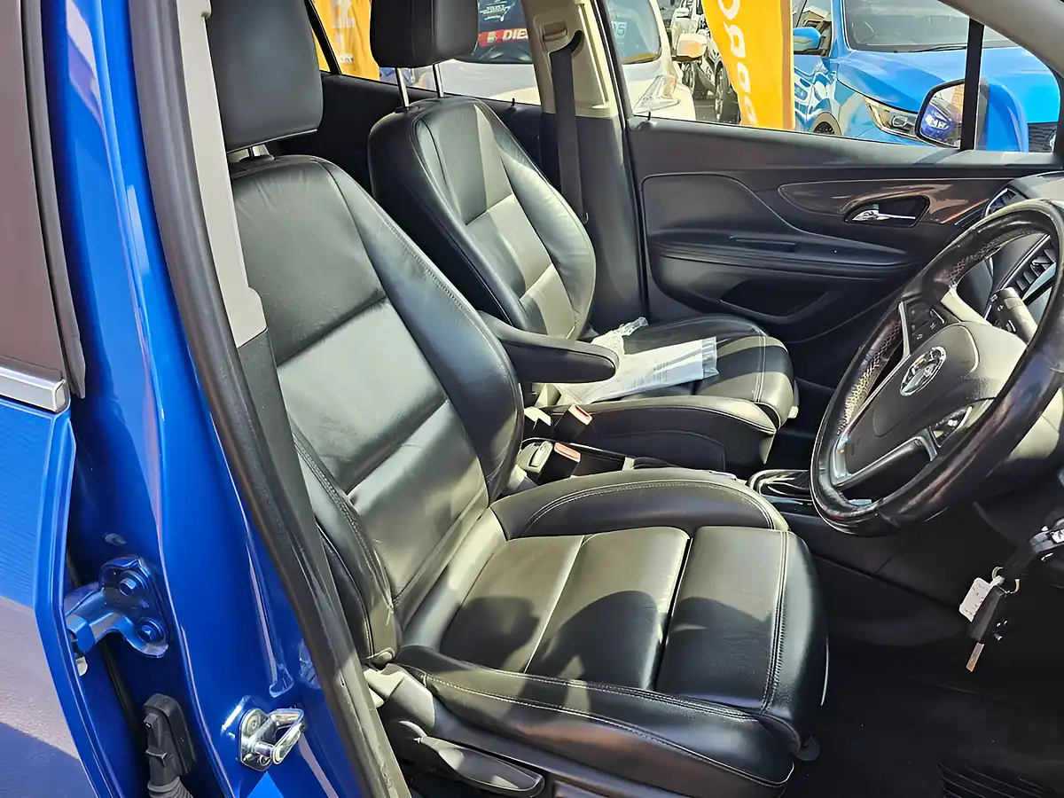 Used 2016 Vauxhall Mokka X Elite Blue - Interior and Exterior details 7