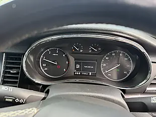 Used 2016 Vauxhall Mokka X Elite Nav Orange - Interior and Exterior details 10