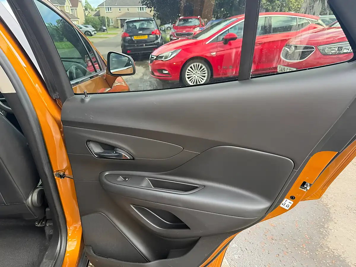 Used 2016 Vauxhall Mokka X Elite Nav Orange - Interior and Exterior details 15