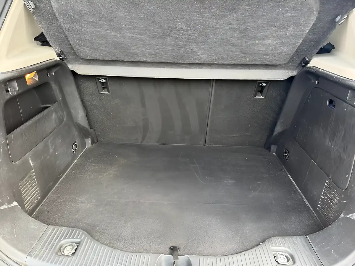 Used 2016 Vauxhall Mokka X Elite Nav Orange - Interior and Exterior details 16