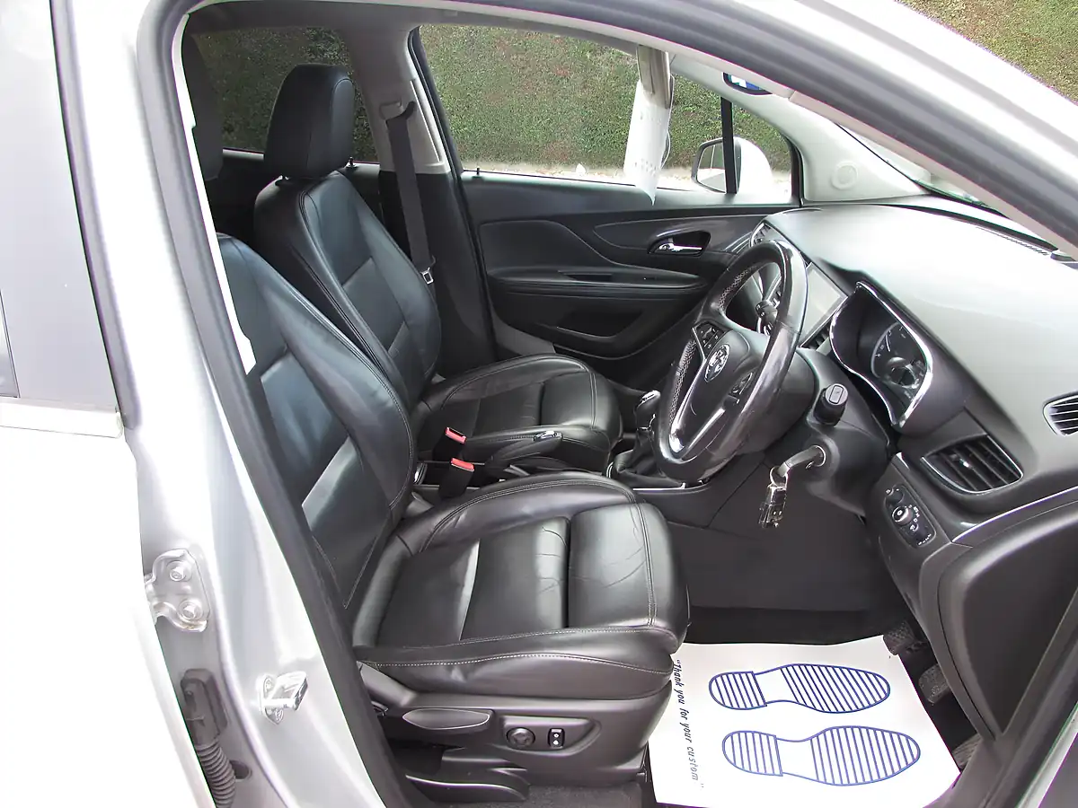 Used 2016 Vauxhall Mokka X Elite Nav Silver - Interior and Exterior details 7