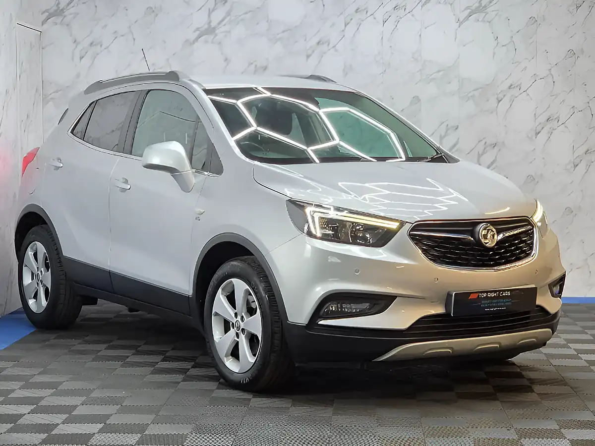 Used 2016 Vauxhall Mokka X Elite Silver - Front View