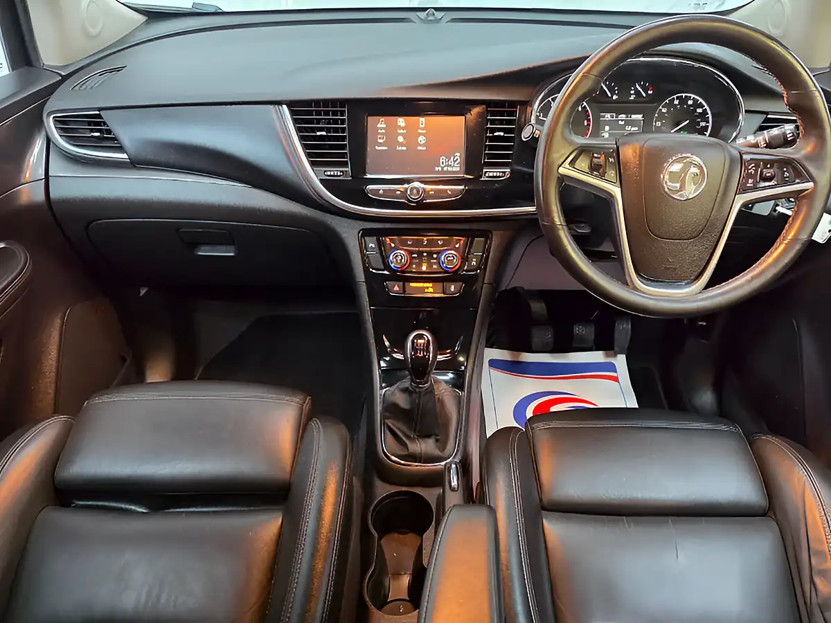 Used 2016 Vauxhall Mokka X Elite Silver - Interior and Exterior details 11