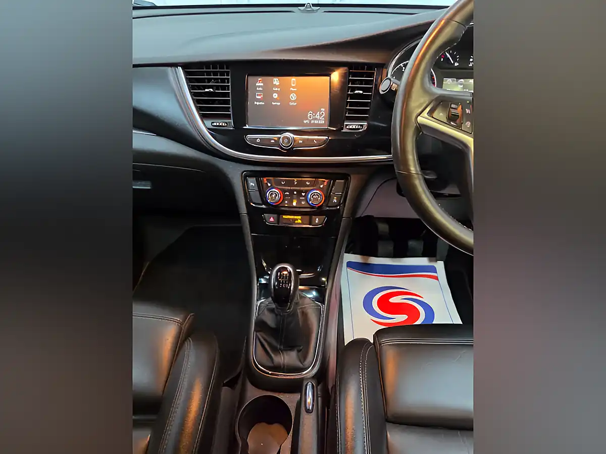 Used 2016 Vauxhall Mokka X Elite Silver - Interior and Exterior details 13