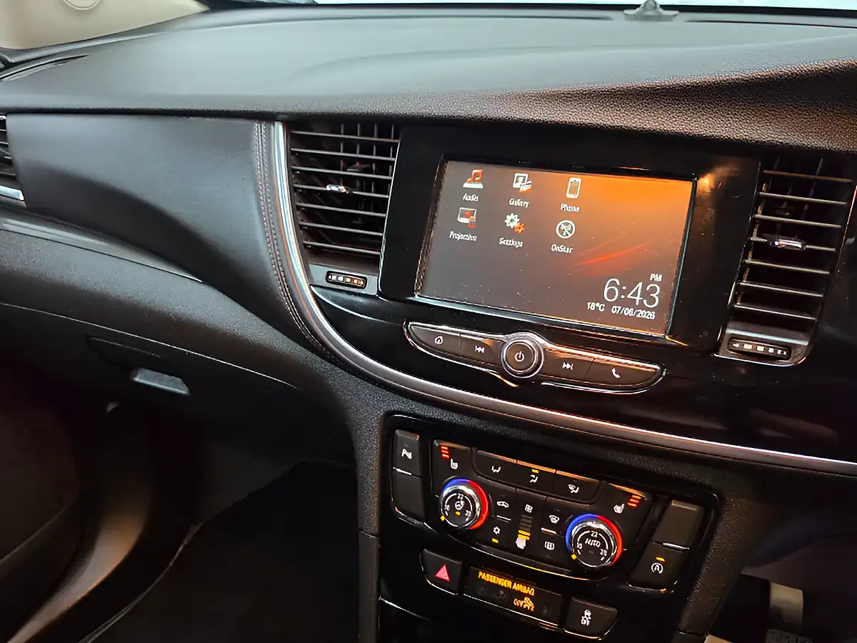 Used 2016 Vauxhall Mokka X Elite Silver - Interior and Exterior details 17