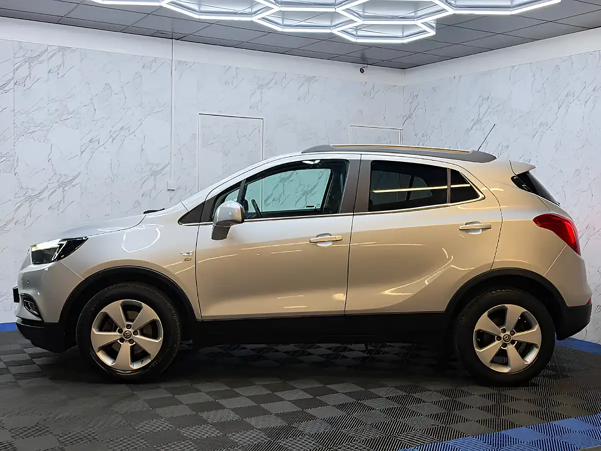 Used 2016 Vauxhall Mokka X Elite Silver - Interior and Exterior details 8