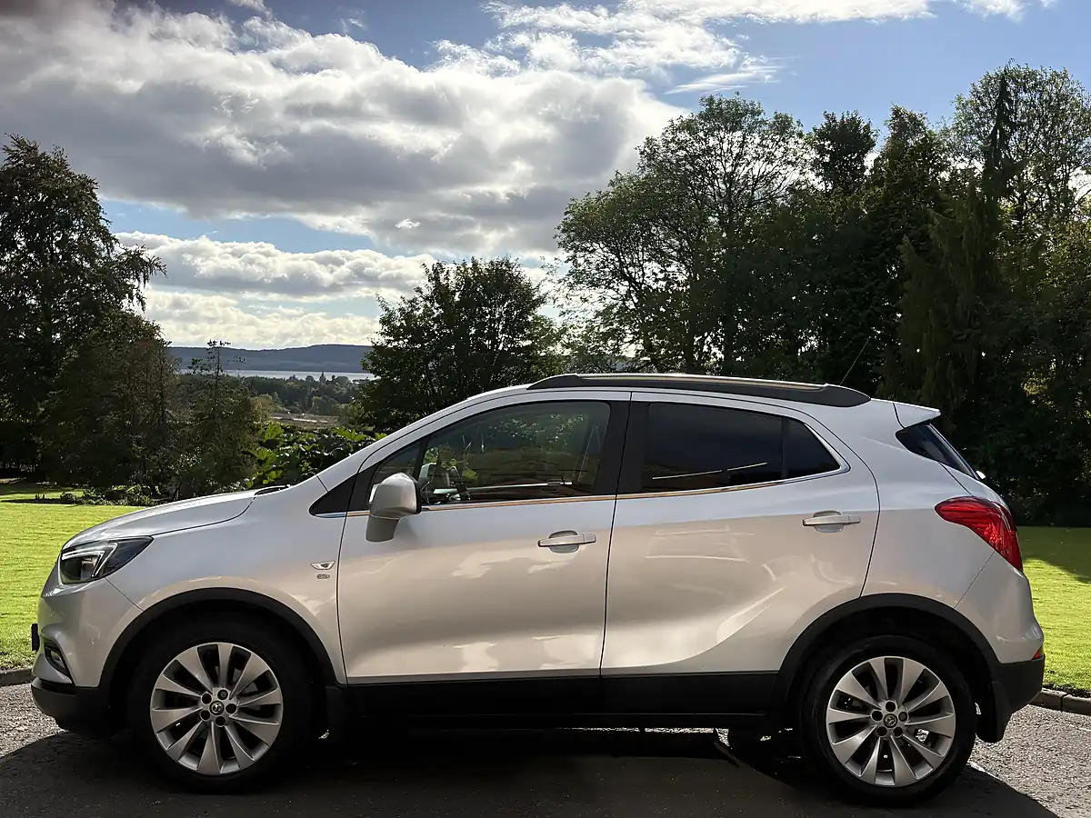 Used 2016 Vauxhall Mokka X Elite Silver - Interior and Exterior details 10