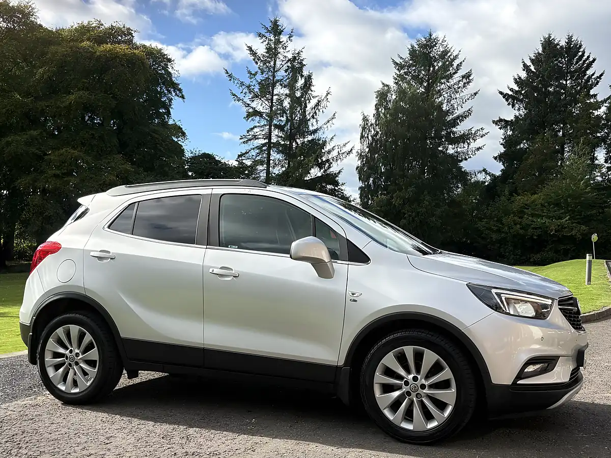 Used 2016 Vauxhall Mokka X Elite Silver - Interior and Exterior details 6