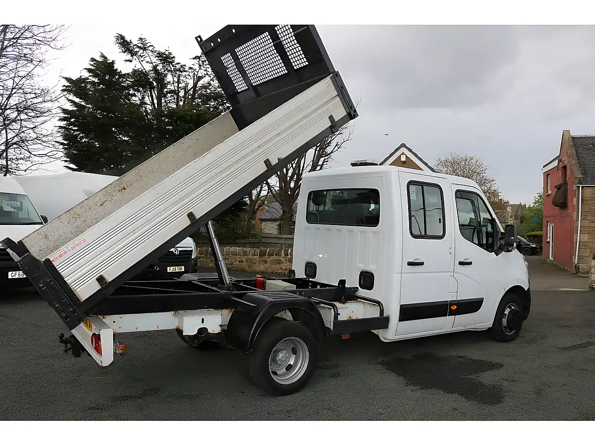 Used 2016 Vauxhall Movano Double Cab Tipper White - Interior and Exterior details 10