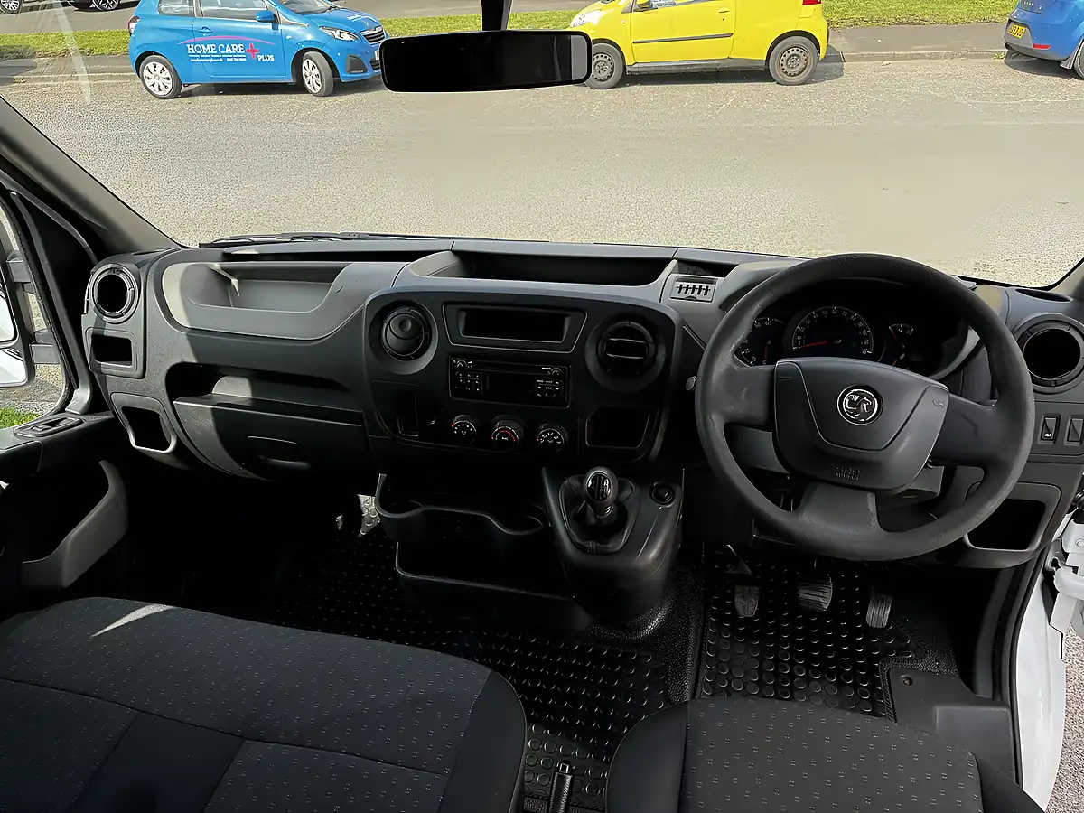 Used 2016 Vauxhall Movano F3500 L3 Arctic White - Interior and Exterior details 15