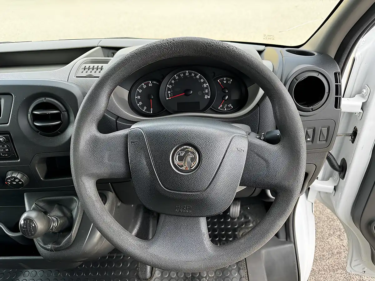 Used 2016 Vauxhall Movano F3500 L3 Arctic White - Interior and Exterior details 16