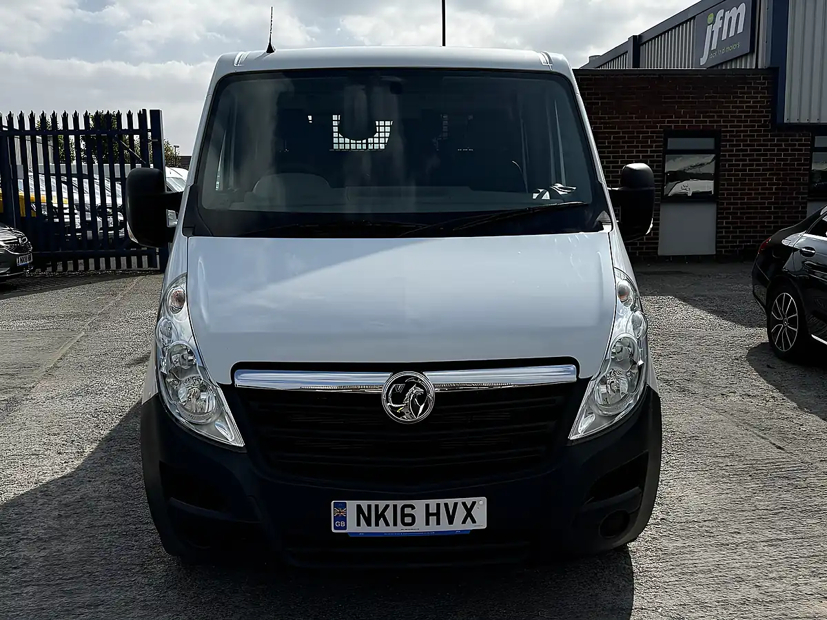 Used 2016 Vauxhall Movano F3500 L3 Arctic White - Interior and Exterior details 8