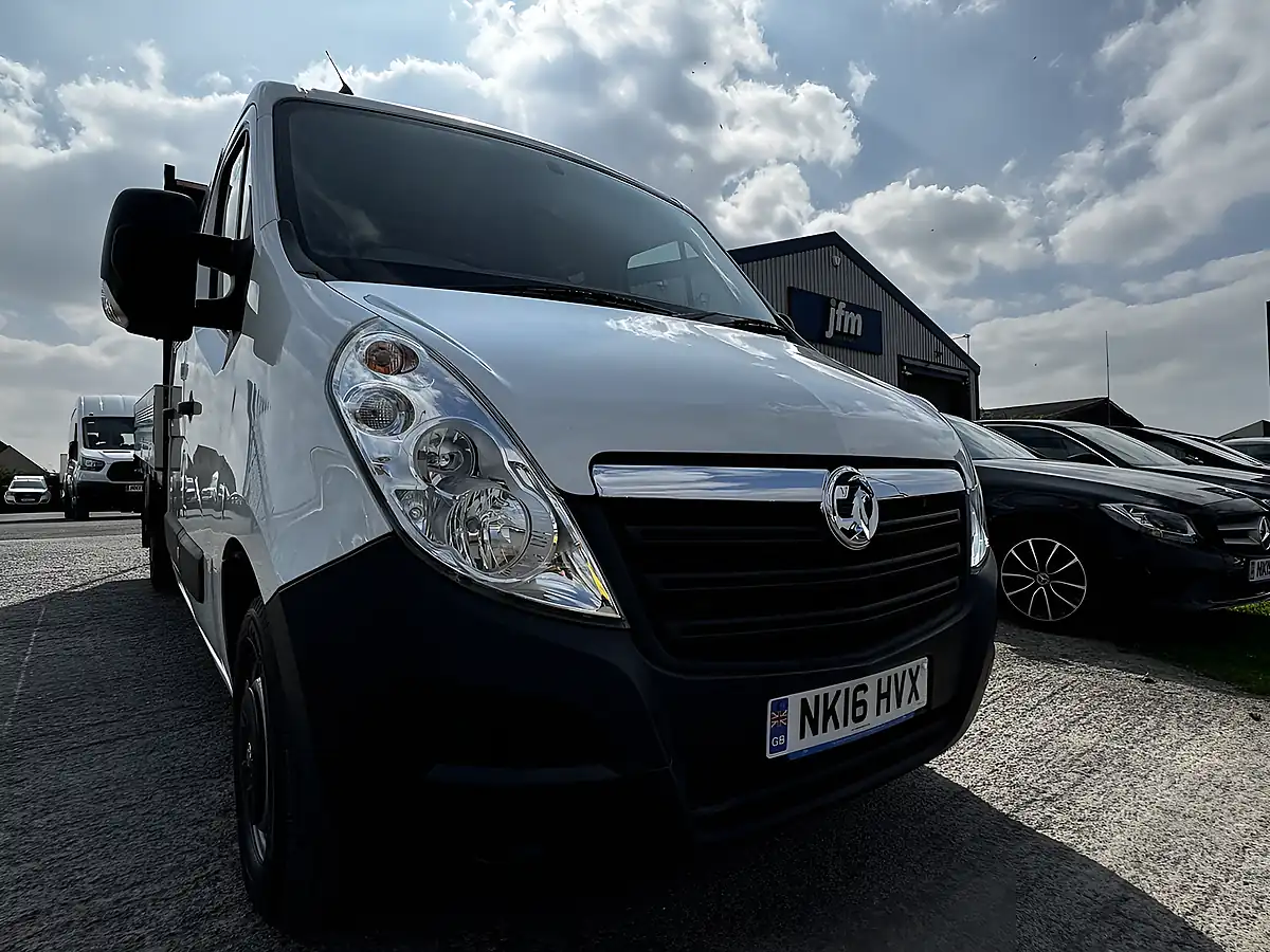 Used 2016 Vauxhall Movano F3500 L3 Arctic White - Interior and Exterior details 9