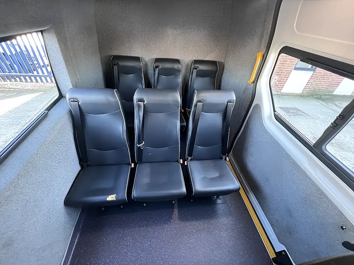 Used 2016 Vauxhall Movano L3H2 9-Seat Crew Van White - Interior and Exterior details 4