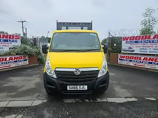Used 2016 Vauxhall Movano R3500 L3H2 Lwb Crew Cab Tipper Yellow - Interior and Exterior details 3