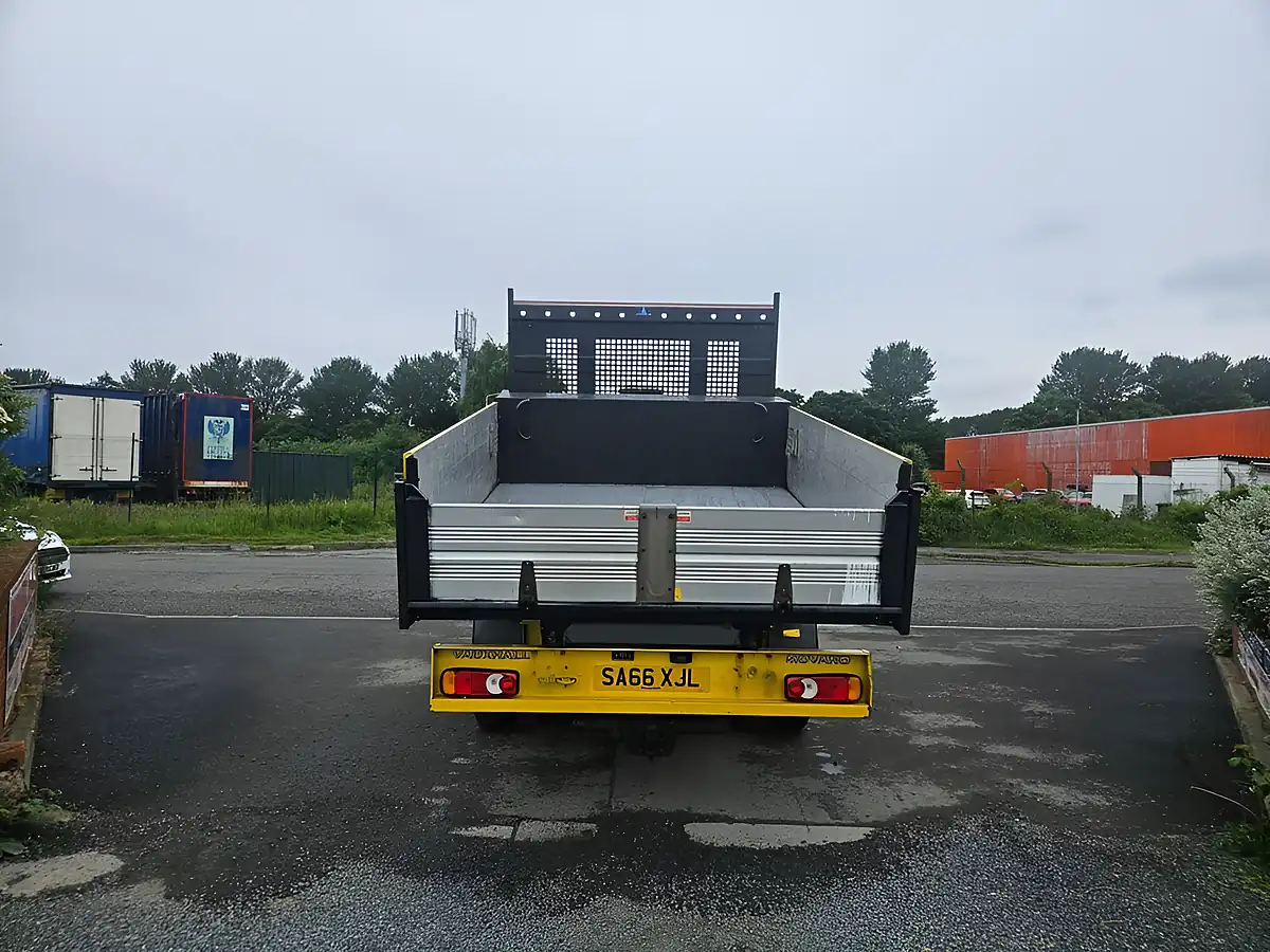 Used 2016 Vauxhall Movano R3500 L3H2 Lwb Crew Cab Tipper Yellow - Interior and Exterior details 7